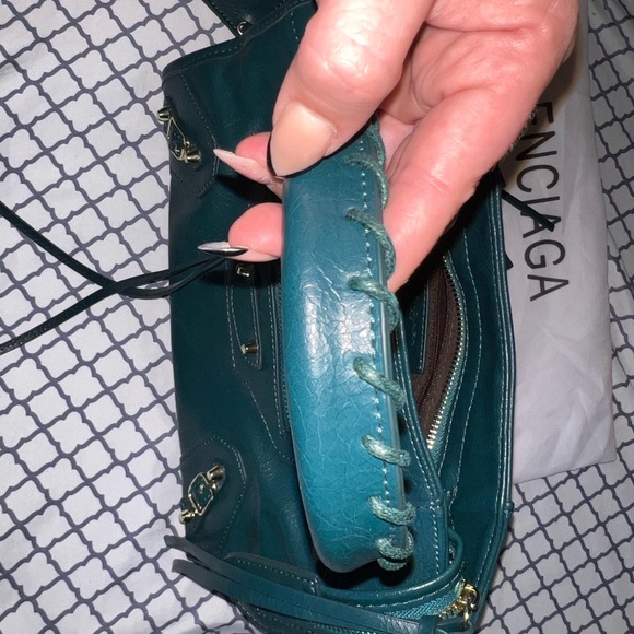 Balenciaga forest green classic city satchel never used. - Picture 5 of 7
